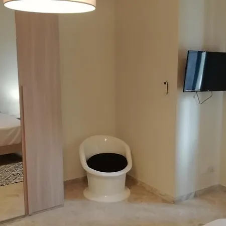 Casa Vacanza Leopardi Apartman *